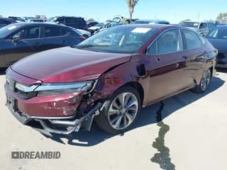 ✅ 2018 Honda Clarity Touring • VIN: JHMZC5F31JC021502 • Lot: 43312841. Wystawiony na IAAI z przebiegiem 82 612 mil. Bezpłatny archiwum sprzedaży aukcyjnych z USA i szczegółowy raport historii pojazdu na DreamBid. Zdjęcie 2.
