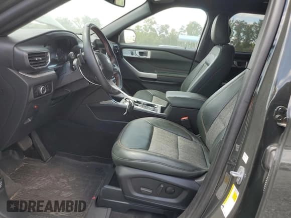 ✅ 2023 Ford Explorer Timberline • VIN: 1FMSK8JH2PGB48461 • Lot: 70946925. Wystawiony na Copart z przebiegiem 38 957 mil. Bezpłatny archiwum sprzedaży aukcyjnych z USA i szczegółowy raport historii pojazdu na DreamBid. Zdjęcie 7.