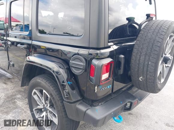 ✅ 2024 Jeep Wrangler Sport S • VIN: 1C4RJXN60RW225233 • Lot: 42802994. Wystawiony na IAAI z przebiegiem 37 892 mil. Bezpłatny archiwum sprzedaży aukcyjnych z USA i szczegółowy raport historii pojazdu na DreamBid. Zdjęcie 6.