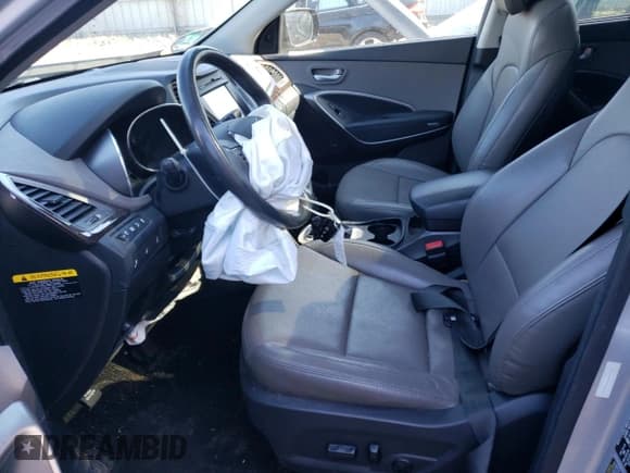 ✅ 2017 Hyundai Santa Fe 2.4L • VIN: 5XYZUDLB9HG384222 • Lot: 45203183. Listed on Copart with 79,252 mi. Free auction sales archive from the USA and detailed vehicle history report at DreamBid. Image 7.