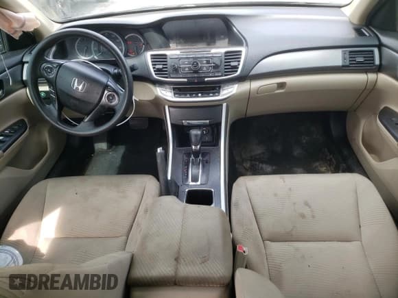 ✅ 2015 Honda Accord LX • VIN: 1HGCR2F31FA085175 • Lot: 68076095. Wystawiony na Copart z przebiegiem 132 266 mil. Bezpłatny archiwum sprzedaży aukcyjnych z USA i szczegółowy raport historii pojazdu na DreamBid. Zdjęcie 8.