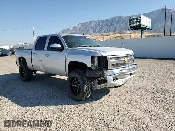 ✅ 2013 Chevrolet Silverado 1500 LT • VIN: 3GCPKSE75DG181804 • Lot: 69700044. Listed on Copart with 171,579 mi. Free auction sales archive from the USA and detailed vehicle history report at DreamBid. Image 11.