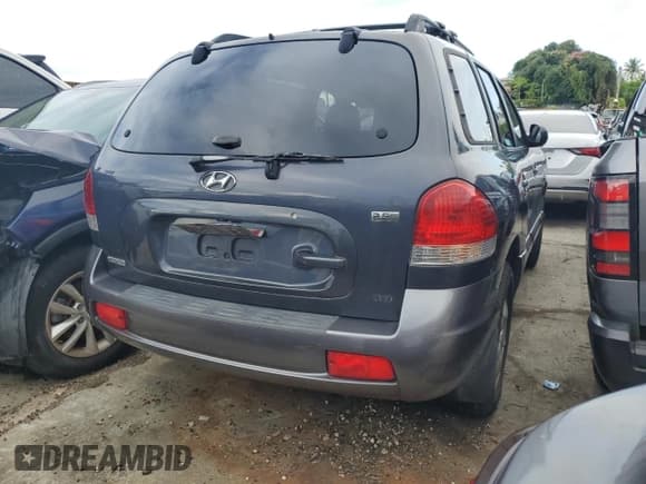 ✅ 2006 Hyundai Santa Fe GLS • VIN: KM8SC73E36U077765 • Лот: 69036785. Опубликован ранее на Copart с пробегом 80 120 миль. Бесплатный доступ к архиву аукционных продаж из США и подробный отчёт об истории автомобиля на DreamBid. Изображение 3.