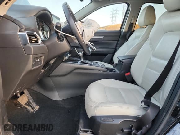 ✅ 2021 Mazda CX-5 Touring • VIN: JM3KFBCM4M0484768 • Lot: 91646205. Wystawiony na Copart z przebiegiem 48 114 mil. Bezpłatny archiwum sprzedaży aukcyjnych z USA i szczegółowy raport historii pojazdu na DreamBid. Zdjęcie 7.