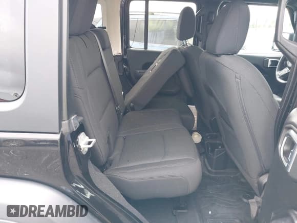 ✅ 2019 Jeep Wrangler Unlimited Sport • VIN: 1C4HJXDG3KW627467 • Лот: 40449981. Опубликован ранее на IAAI с пробегом 48 375 миль. Бесплатный доступ к архиву аукционных продаж из США и подробный отчёт об истории автомобиля на DreamBid. Изображение 8.