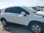 ✅ 2022 Chevrolet Trax LS • VIN: KL7CJKSM3NB549433 • Lot: 41574948. Listed on IAAI with 49,440 mi. Free auction sales archive from the USA and detailed vehicle history report at DreamBid. Image 13.