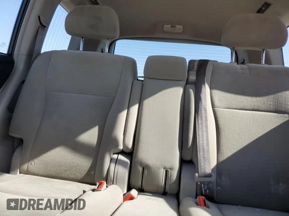 ✅ 2013 Toyota Highlander • VIN: 5TDZK3EH5DS133941 • Lot: 85568675. Wystawiony na Copart z przebiegiem 111 059 mil. Bezpłatny archiwum sprzedaży aukcyjnych z USA i szczegółowy raport historii pojazdu na DreamBid. Zdjęcie 10.