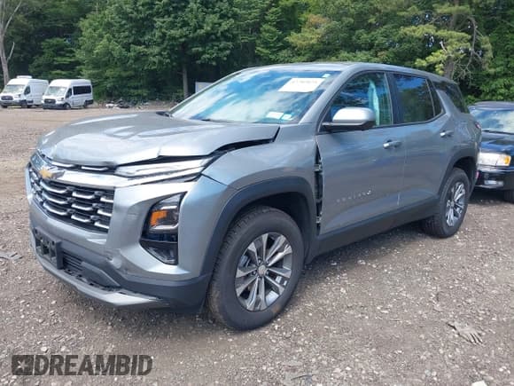 ✅ 2025 Chevrolet Equinox AWD LT • VIN: 3GNAXPEG7SL110880 • Lot: 42782075. Wystawiony na IAAI z przebiegiem 7 429 mil. Bezpłatny archiwum sprzedaży aukcyjnych z USA i szczegółowy raport historii pojazdu na DreamBid. Zdjęcie 18.