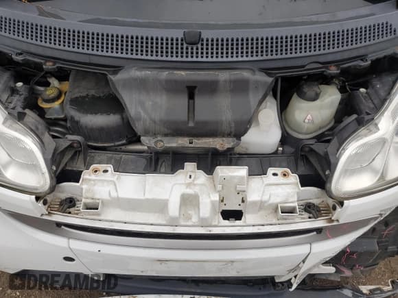 ✅ 2012 Smart fortwo Pure • VIN: WMEEJ3BA5CK573299 • Lot: 86857175. Listed on Copart with 71,721 mi. Free auction sales archive from the USA and detailed vehicle history report at DreamBid. Image 11.