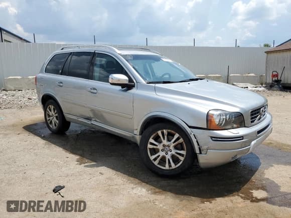 ✅ 2014 Volvo XC90 • VIN: YV4952CY1E1685811 • Лот: 62142665. Опубликован ранее на Copart с пробегом 100 736 миль. Бесплатный доступ к архиву аукционных продаж из США и подробный отчёт об истории автомобиля на DreamBid. Изображение 4.