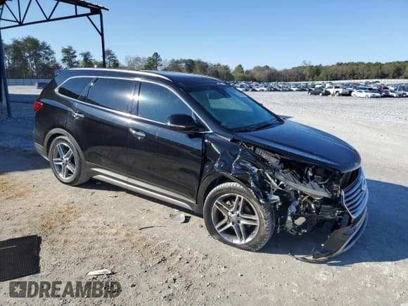 ✅ 2017 Hyundai Santa Fe Limited Ultimate • VIN: KM8SR4HF1HU237921 • Lot: 68058822. Listed on Copart with 56,144 mi. Free auction sales archive from the USA and detailed vehicle history report at DreamBid. Image 4.