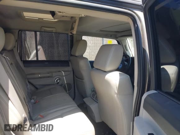 ✅ 2006 Jeep Commander Limited • VIN: 1J8HG58N56C288707 • Lot: 42366711. Listed on IAAI with 132,306 mi. Free auction sales archive from the USA and detailed vehicle history report at DreamBid. Image 8.