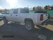 ✅ 2005 Chevrolet Silverado 2500HD LS • VIN: 1GCHK23285F953730 • Lot: 82726105. Wystawiony na Copart z przebiegiem 189 540 mil. Bezpłatny archiwum sprzedaży aukcyjnych z USA i szczegółowy raport historii pojazdu na DreamBid. Zdjęcie 2.