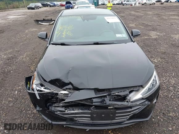 ✅ 2020 Hyundai Elantra SEL • VIN: 5NPD84LF5LH515603 • Lot: 43279931. Listed on IAAI with 22,899 mi. Free auction sales archive from the USA and detailed vehicle history report at DreamBid. Image 12.