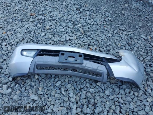 ✅ 2003 Acura MDX Touring • VIN: 2HNYD18683H511293 • Lot: 71622625. Wystawiony na Copart z przebiegiem 153 157 mil. Bezpłatny archiwum sprzedaży aukcyjnych z USA i szczegółowy raport historii pojazdu na DreamBid. Zdjęcie 13.