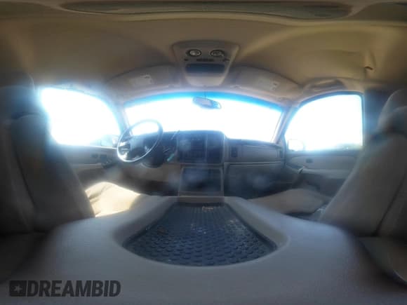 ✅ 2003 Chevrolet Suburban LT • VIN: 1GNEC16Z13J257733 • Lot: 42159861. Wystawiony na IAAI z przebiegiem 254 085 mil. Bezpłatny archiwum sprzedaży aukcyjnych z USA i szczegółowy raport historii pojazdu na DreamBid. Zdjęcie 17.