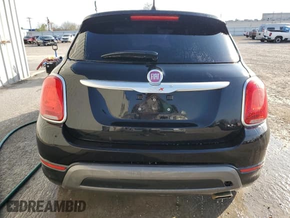 ✅ 2018 FIAT 500X Urbana Edition • VIN: ZFBCFXCB7JP692108 • Лот: 43788565. Опубликован ранее на Copart с пробегом 137 186 миль. Бесплатный доступ к архиву аукционных продаж из США и подробный отчёт об истории автомобиля на DreamBid. Изображение 6.