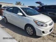 ✅ 2016 Hyundai Accent SE • VIN: KMHCT4AE4GU151105 • Лот: 73352154. Опубликован ранее на Copart с пробегом 98 829 миль. Бесплатный доступ к архиву аукционных продаж из США и подробный отчёт об истории автомобиля на DreamBid. Изображение 4.