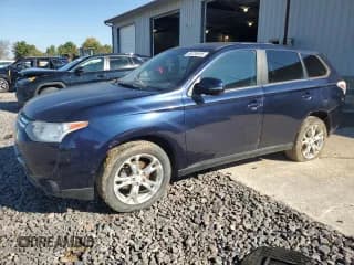 ✅ 2014 Mitsubishi Outlander SE • VIN: JA4AZ3A35EZ008497 • Lot: 89735915. Wystawiony na Copart z przebiegiem 132 824 mil. Bezpłatny archiwum sprzedaży aukcyjnych z USA i szczegółowy raport historii pojazdu na DreamBid. Zdjęcie 1.