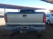 ✅ 2003 Chevrolet Silverado 2500HD LS • VIN: 1GCHC29U13E353706 • Lot: 42398034. Wystawiony na IAAI z przebiegiem 205 065 mil. Bezpłatny archiwum sprzedaży aukcyjnych z USA i szczegółowy raport historii pojazdu na DreamBid. Zdjęcie 16.