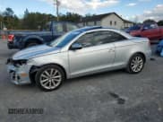 ✅ 2015 Volkswagen Eos Komfort • VIN: WVWBW8AH5FV003269 • Lot: 85868085. Wystawiony na Copart z przebiegiem 53 729 mil. Bezpłatny archiwum sprzedaży aukcyjnych z USA i szczegółowy raport historii pojazdu na DreamBid. Zdjęcie 1.