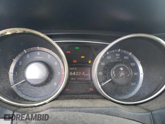 ✅ 2011 Hyundai Sonata GLS • VIN: 5NPEB4AC5BH146724 • Lot: 64613344. Listed on Copart with 129,370 mi. Free auction sales archive from the USA and detailed vehicle history report at DreamBid. Image 9.