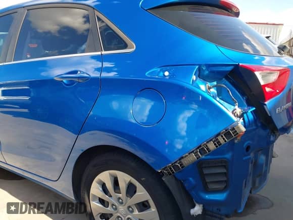 2017 Hyundai Elantra z VIN KMHD35LH6HU380209, wystawiony jako IAAI lot #43279739 z przebiegiem 50 676 mil mil oraz . Historia ofert i sprzedaży dostępna na DreamBid. Obrazek 19.