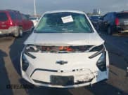 ✅ 2023 Chevrolet Bolt EV 2LT • VIN: 1G1FX6S0XP4207948 • Lot: 41473499. Wystawiony na IAAI z przebiegiem 16 442 mil. Bezpłatny archiwum sprzedaży aukcyjnych z USA i szczegółowy raport historii pojazdu na DreamBid. Zdjęcie 11.