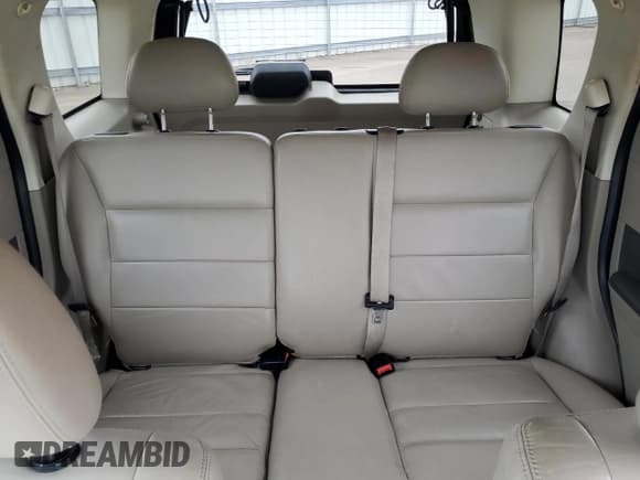 ✅ 2009 Ford Escape Hybrid • VIN: 1FMCU59359KB19042 • Lot: 71914005. Listed on Copart with 207,520 mi. Free auction sales archive from the USA and detailed vehicle history report at DreamBid. Image 10.