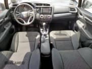 ✅ 2015 Honda Fit LX • VIN: 3HGGK5H53FM759688 • Lot: 68818025. Wystawiony na Copart z przebiegiem 137 109 mil. Bezpłatny archiwum sprzedaży aukcyjnych z USA i szczegółowy raport historii pojazdu na DreamBid. Zdjęcie 8.