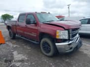 ✅ 2014 Chevrolet Silverado 2500HD LT • VIN: 1GC1KXCG4EF163710 • Lot: 42291643. Wystawiony na IAAI z przebiegiem 156 395 mil. Bezpłatny archiwum sprzedaży aukcyjnych z USA i szczegółowy raport historii pojazdu na DreamBid. Zdjęcie 13.