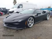 ✅ 2023 Ferrari SF90 • VIN: ZFF95NLAXP0298692 • Lot: 41630186. Wystawiony na IAAI z przebiegiem 390 mil. Bezpłatny archiwum sprzedaży aukcyjnych z USA i szczegółowy raport historii pojazdu na DreamBid. Zdjęcie 19.