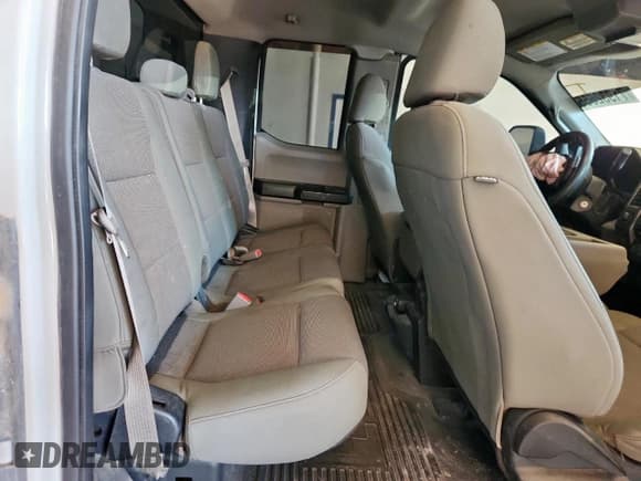 ✅ 2017 Ford F-250 XLT • VIN: 1FT7X2B68HEE98700 • Lot: 71932655. Listed on Copart with 216,192 mi. Free auction sales archive from the USA and detailed vehicle history report at DreamBid. Image 10.