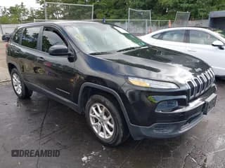✅ 2014 Jeep Cherokee Sport • VIN: 1C4PJMAB5EW187758 • Lot: 43029715. Wystawiony na IAAI z przebiegiem 128 435 mil. Bezpłatny archiwum sprzedaży aukcyjnych z USA i szczegółowy raport historii pojazdu na DreamBid. Zdjęcie 1.