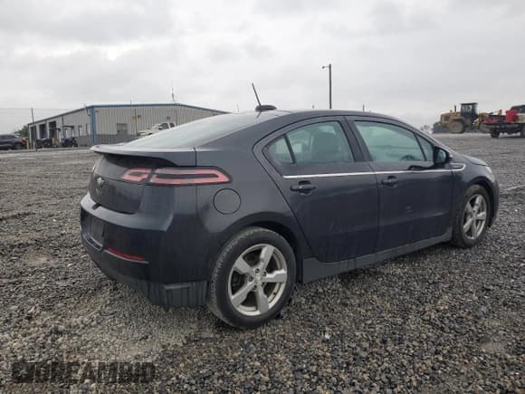 ✅ 2015 Chevrolet Volt • VIN: 1G1RC6E45FU141783 • Lot: 81217355. Wystawiony na Copart z przebiegiem 136 820 mil. Bezpłatny archiwum sprzedaży aukcyjnych z USA i szczegółowy raport historii pojazdu na DreamBid. Zdjęcie 3.