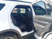 ✅ 2018 Ford Explorer Sport • VIN: 1FM5K8GT6JGC87122 • Lot: 43673299. Wystawiony na IAAI z przebiegiem 118 391 mil. Bezpłatny archiwum sprzedaży aukcyjnych z USA i szczegółowy raport historii pojazdu na DreamBid. Zdjęcie 8.