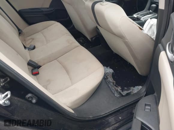 ✅ 2017 Honda Civic LX • VIN: 2HGFC2F51HH546301 • Lot: 43540783. Wystawiony na IAAI z przebiegiem 65 747 mil. Bezpłatny archiwum sprzedaży aukcyjnych z USA i szczegółowy raport historii pojazdu na DreamBid. Zdjęcie 8.