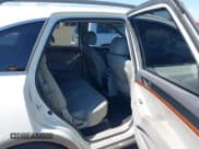 ✅ 2008 Hyundai Veracruz GLS • VIN: KM8NU13C08U069356 • Lot: 43315069. Listed on IAAI with 193,982 mi. Free auction sales archive from the USA and detailed vehicle history report at DreamBid. Image 8.