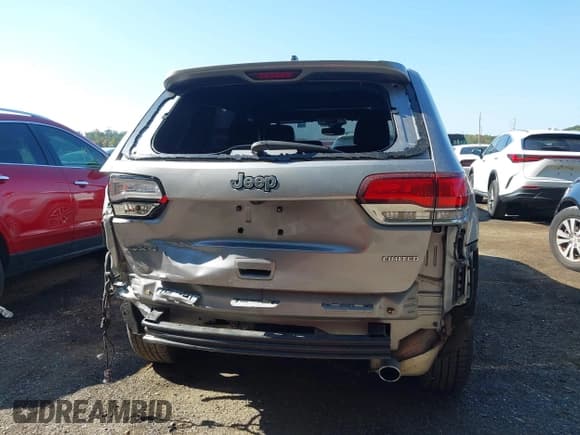✅ 2021 Jeep Grand Cherokee Limited • VIN: 1C4RJFBG3MC513572 • Лот: 43158982. Опубликован ранее на IAAI с пробегом 101 641 миль. Бесплатный доступ к архиву аукционных продаж из США и подробный отчёт об истории автомобиля на DreamBid. Изображение 17.