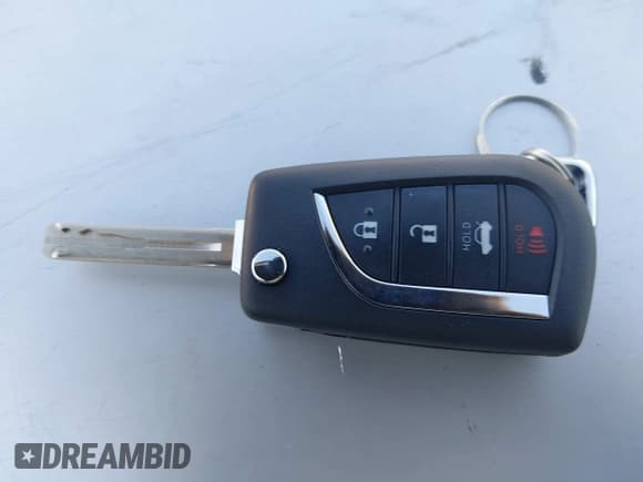 ✅ 2024 Toyota Corolla LE • VIN: 5YFB4MDE1RP081720 • Лот: 43583799. Опубликован ранее на IAAI с пробегом Не указан. Бесплатный доступ к архиву аукционных продаж из США и подробный отчёт об истории автомобиля на DreamBid. Изображение 9.