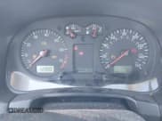 ✅ 2003 Volkswagen Golf GL • VIN: 9BWFK61JX34012903 • Lot: 41733949. Wystawiony na IAAI z przebiegiem 178 500 mil. Bezpłatny archiwum sprzedaży aukcyjnych z USA i szczegółowy raport historii pojazdu na DreamBid. Zdjęcie 7.