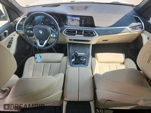 ✅ 2020 BMW X5 xDrive40i • VIN: 5UXCR6C00L9C65486 • Lot: 71210475. Wystawiony na Copart z przebiegiem 167 064 mil. Bezpłatny archiwum sprzedaży aukcyjnych z USA i szczegółowy raport historii pojazdu na DreamBid. Zdjęcie 8.