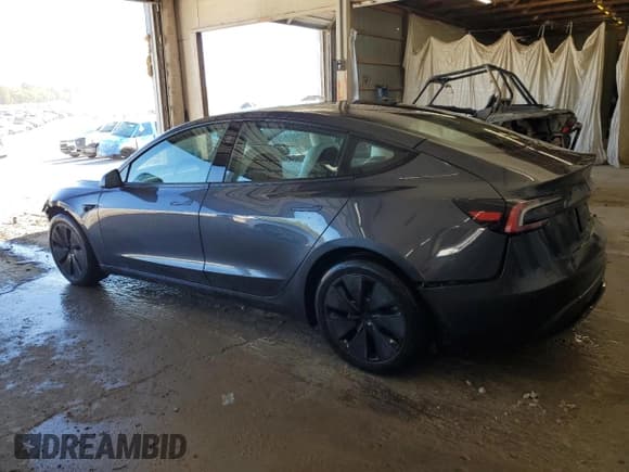 ✅ 2025 Tesla Model 3 Long Range • VIN: 5YJ3E1EB4SF016589 • Lot: 86481365. Wystawiony na Copart z przebiegiem 4 107 mil. Bezpłatny archiwum sprzedaży aukcyjnych z USA i szczegółowy raport historii pojazdu na DreamBid. Zdjęcie 2.