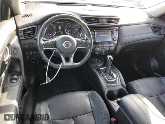 ✅ 2017 Nissan Rogue SV Hybrid • VIN: 5N1ET2MT2HC773751 • Lot: 88914655. Listed on Copart with 94,160 mi. Free auction sales archive from the USA and detailed vehicle history report at DreamBid. Image 8.