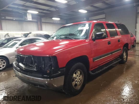 ✅ 2001 Chevrolet Suburban LT • VIN: 3GNFK16T61G156978 • Лот: 47035825. Опубликован ранее на Copart с пробегом 338 864 миль. Бесплатный доступ к архиву аукционных продаж из США и подробный отчёт об истории автомобиля на DreamBid. Изображение 1.