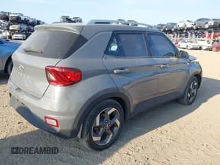 ✅ 2022 Hyundai Venue SEL • VIN: KMHRC8A39NU184906 • Lot: 41486553. Listed on IAAI with 31,740 mi. Free auction sales archive from the USA and detailed vehicle history report at DreamBid. Image 4.