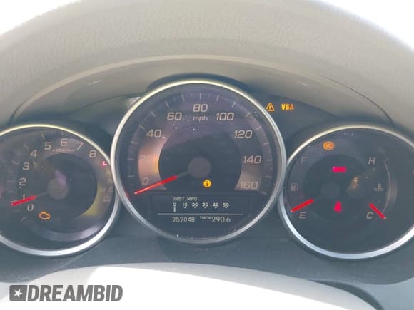 ✅ 2005 Acura RL • VIN: JH4KB16515C014778 • Lot: 42623043. Wystawiony na IAAI z przebiegiem 252 048 mil. Bezpłatny archiwum sprzedaży aukcyjnych z USA i szczegółowy raport historii pojazdu na DreamBid. Zdjęcie 7.