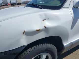 2004 Hyundai Santa Fe GLS с VIN KM8SC73D64U616531, выставлен на аукционе IAAI как лот 41841487 с пробегом 199 473 миль миль и . История ставок и продаж доступна на DreamBid. Изображение 6.