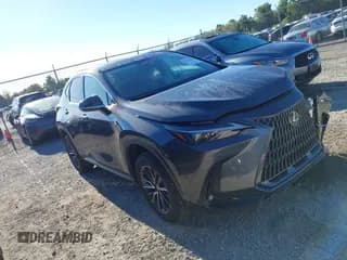 ✅ 2024 Lexus NX 350 Premium • VIN: 2T2GGCEZXRC051104 • Lot: 43424705. Wystawiony na IAAI z przebiegiem 7 444 mil. Bezpłatny archiwum sprzedaży aukcyjnych z USA i szczegółowy raport historii pojazdu na DreamBid. Zdjęcie 1.