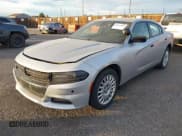 ✅ 2019 Dodge Charger Police • VIN: 2C3CDXKT2KH647911 • Lot: 43662586. Wystawiony na IAAI z przebiegiem 97 696 mil. Bezpłatny archiwum sprzedaży aukcyjnych z USA i szczegółowy raport historii pojazdu na DreamBid. Zdjęcie 17.